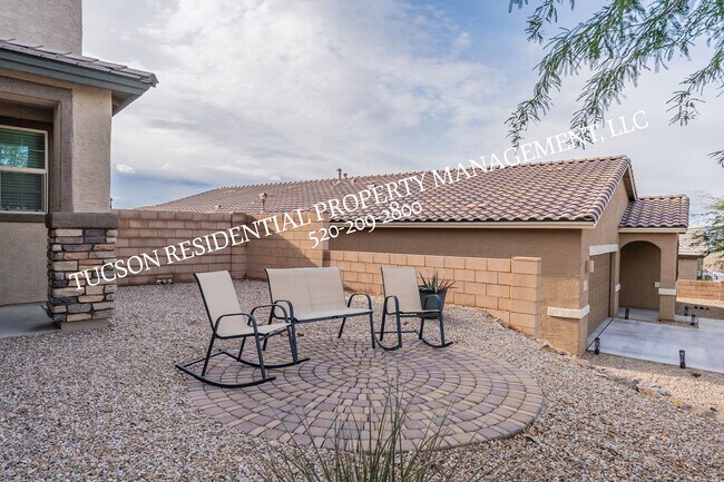 Building Photo - 17270 S Ridgerunner Dr