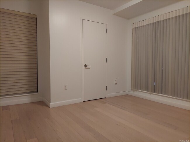Foto del edificio - 13835 39th Ave