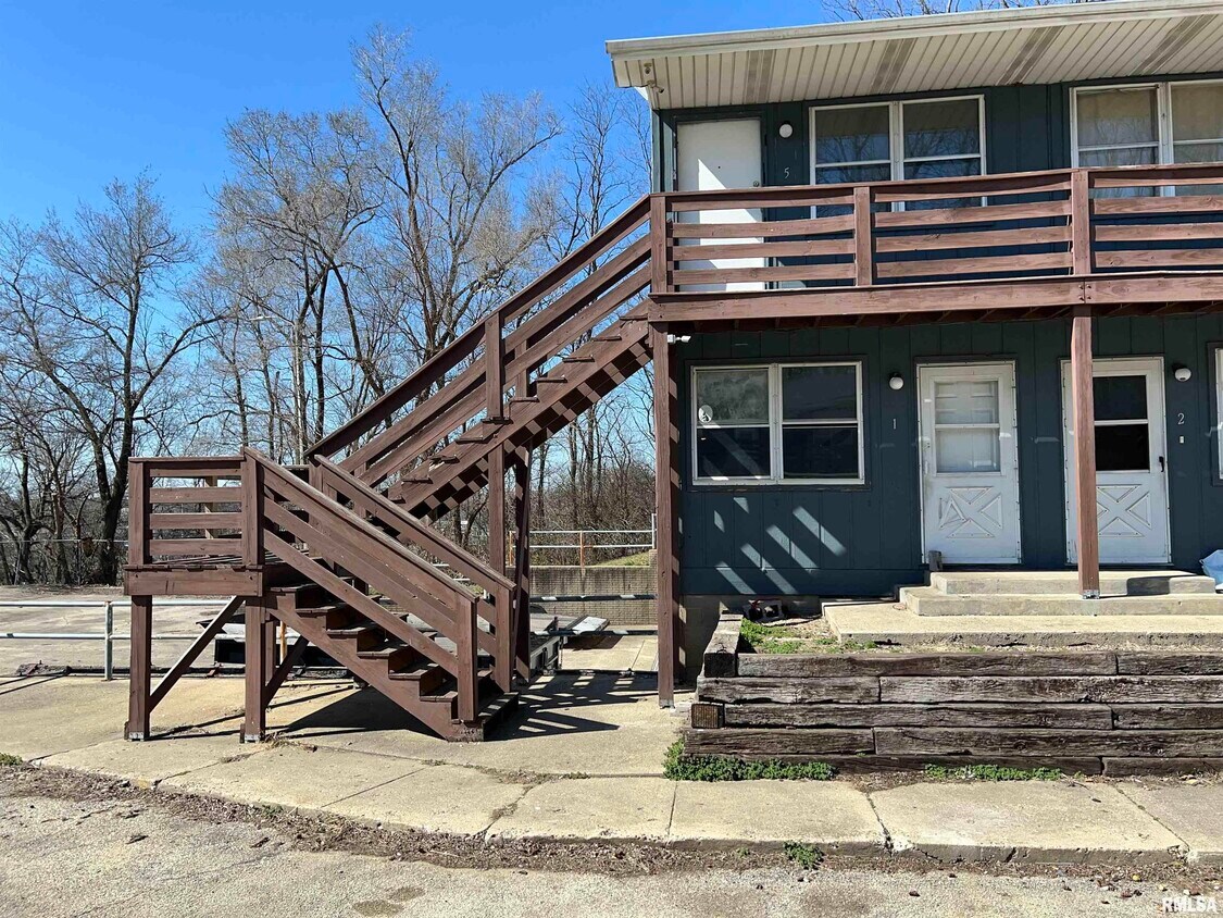 Foto principal - 107 Park View Ct
