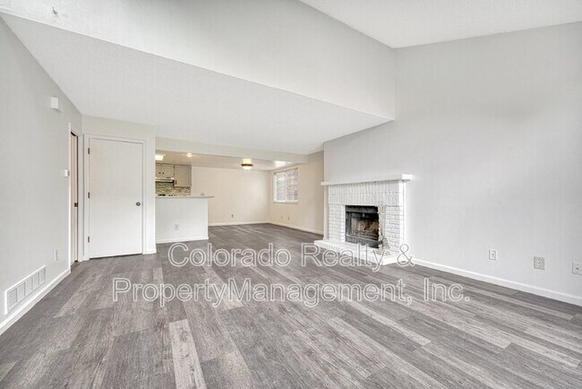 Building Photo - 1824 S Quintero Way