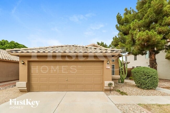 Building Photo - 7356 W Crest Ln