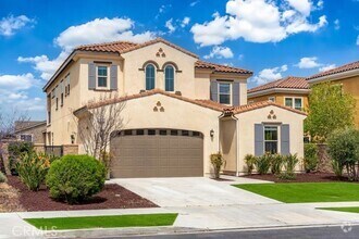 Building Photo - 6014 Amora Dr