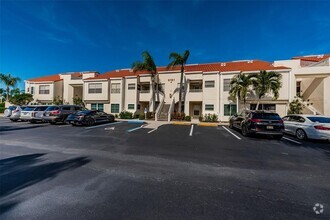 Building Photo - 6151 Bahia Del Mar Blvd S