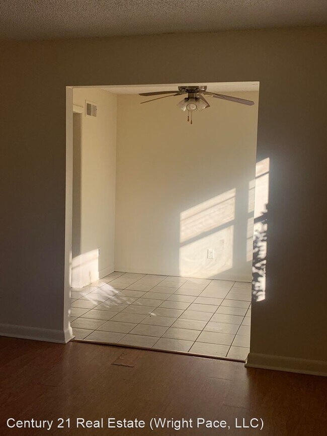 Foto del edificio - 3 br, 1 bath House - 1513 Brookhaven