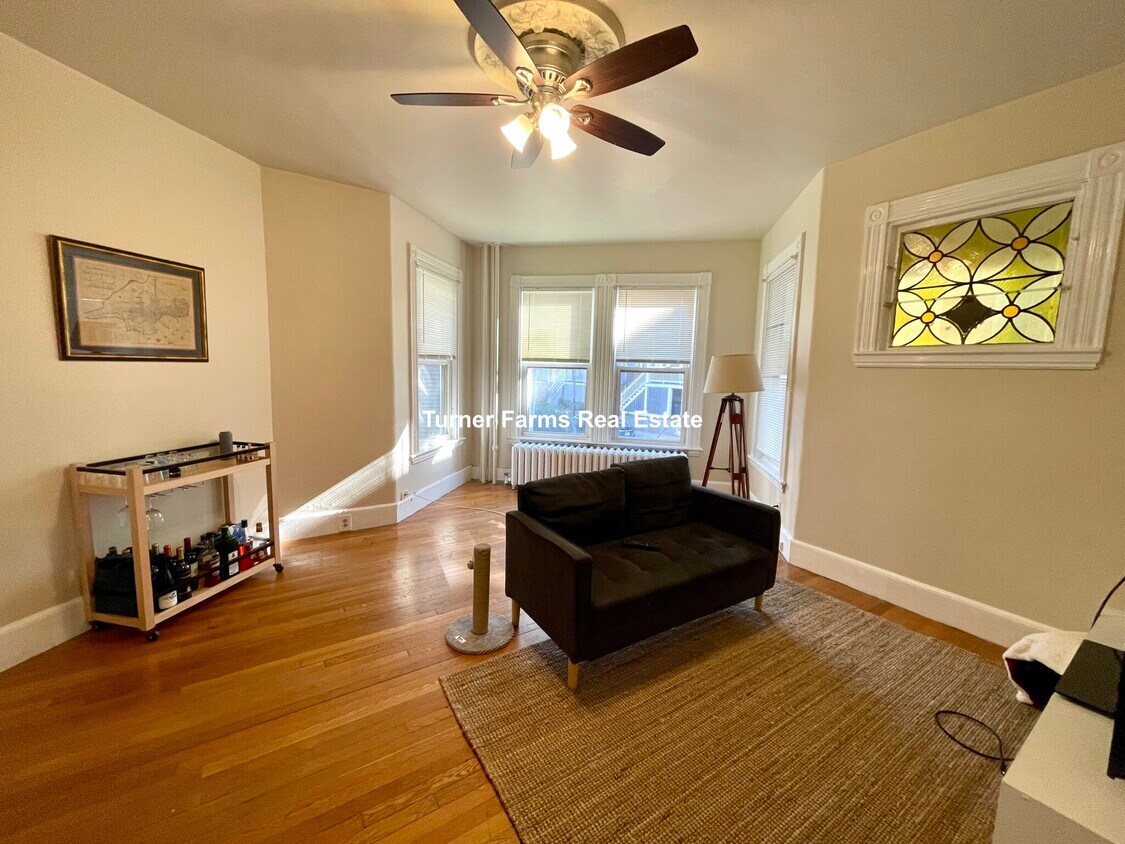 75 Hillside St Unit 1, Boston, MA 02120 Apartments in Boston, MA