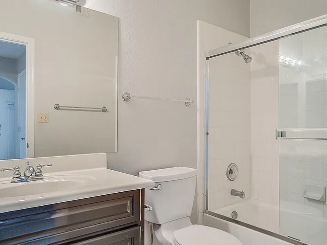Foto del edificio - 9600 N 96th St