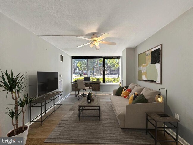 Foto del edificio - 1301 20th St NW