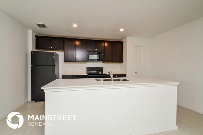 Building Photo - 122 Lemongrass Dr