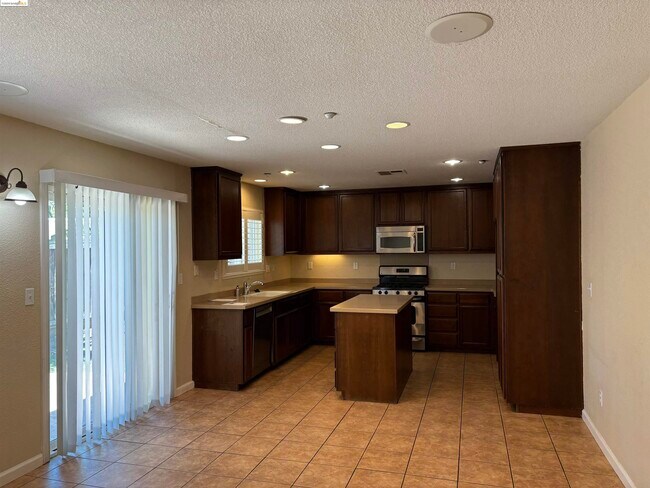 Foto del edificio - 2569 Handel Way