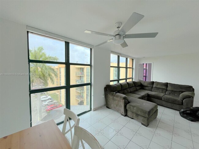 Foto del edificio - 11790 SW 18th St