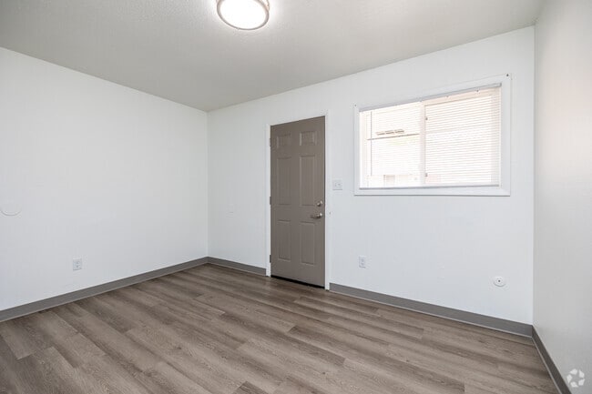 Studio - 500 SF - Caspian Village