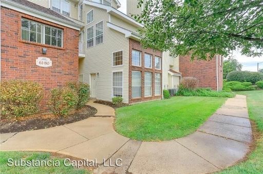 Building Photo - 185 Carriage Crossing Ln