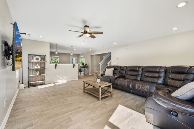 Building Photo - Energy-Efficient 3-Bed, 2.5-Bath Home in Benson!