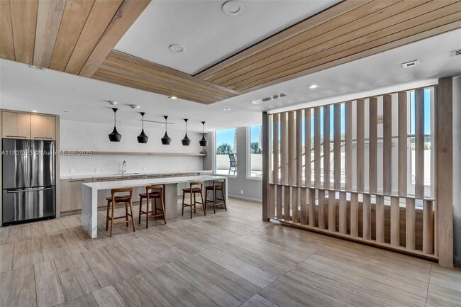 Foto del edificio - 3411 Indian Creek Dr