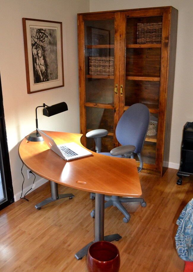 Foto del edificio - 815 15th Ave