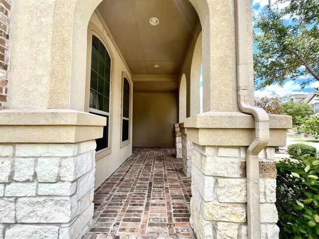 Building Photo - 19007 Cherry Cove Ln
