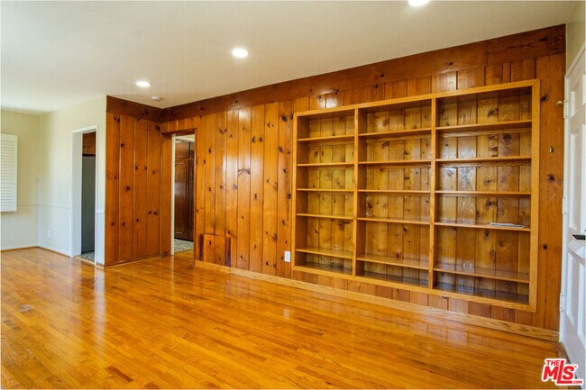 Foto del edificio - 10707 Flaxton St