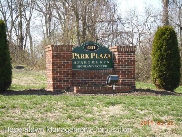 Building Photo - 401 Highland Ave