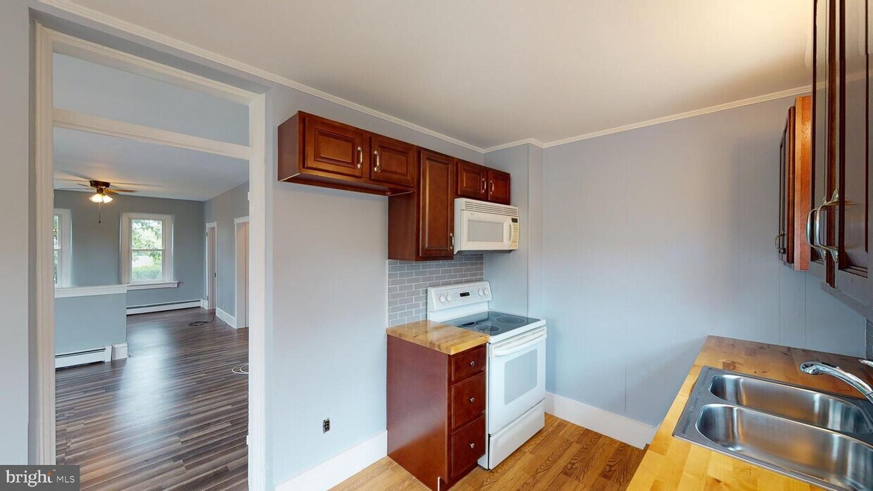 Foto principal - 724 MORWOOD Rd