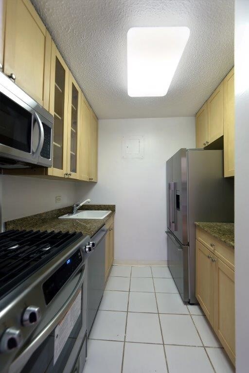 Foto del edificio - 166 E 34th St