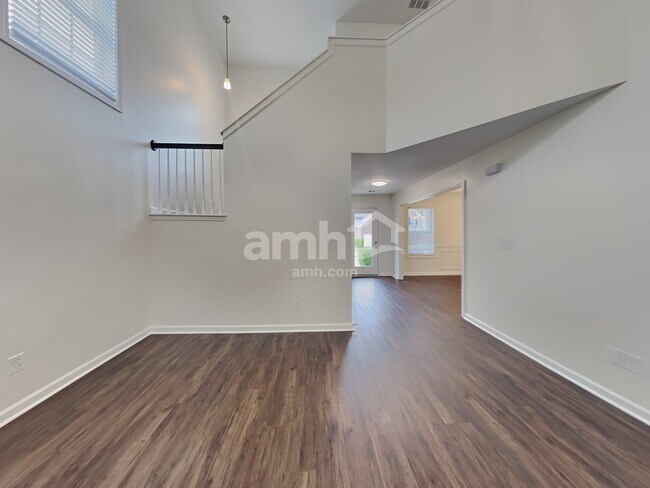Building Photo - 1700 Cooper Lakes Dr