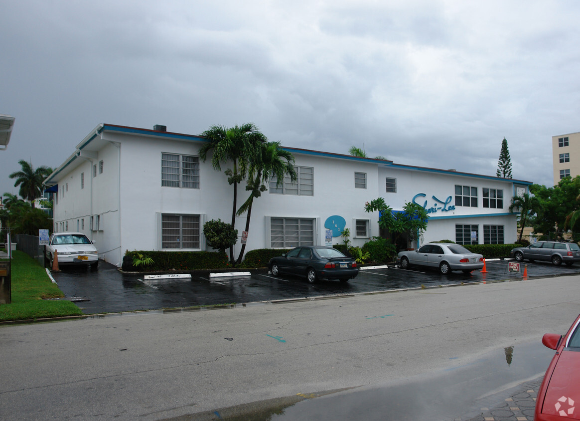 Foto principal - 141 Isle of Venice Dr