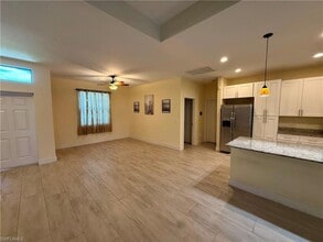 Building Photo - 5560 Belrose St