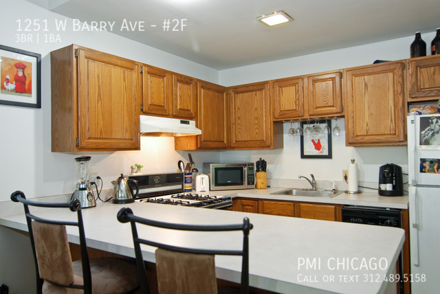 Foto del edificio - 1251 W Barry Ave