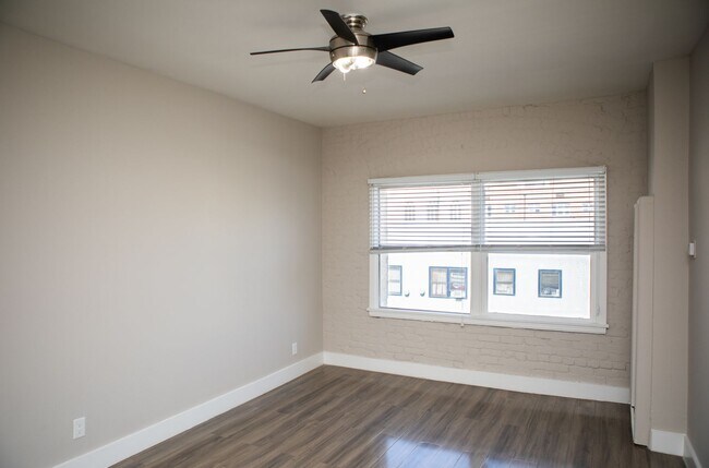 Foto del interior - 8th Street Apartments