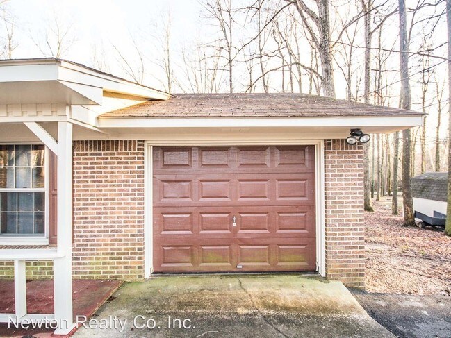 Building Photo - 15216 Dawson Dupree Rd