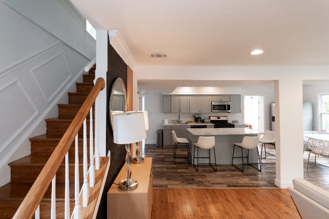 Photo - 1012 East-West Hwy House