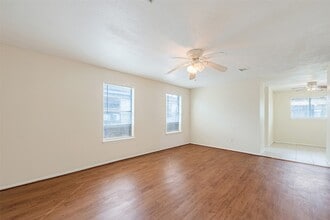 Building Photo - 3344 Scotch Moss Ln