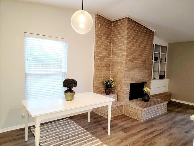 Foto del edificio - 412 Malden Dr