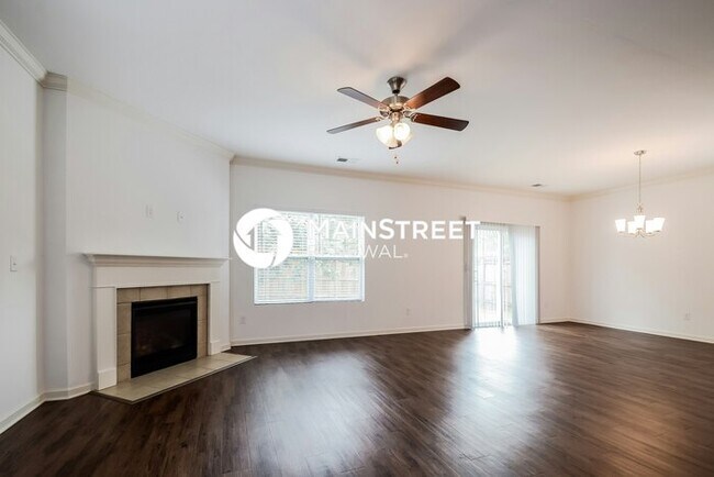 Building Photo - 4 Bedroom Pet-Friendly Home in Fultondale, AL with Main Street Renewal