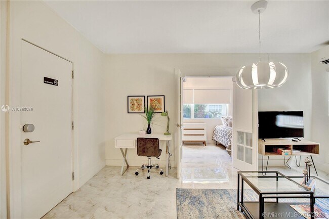 Foto del edificio - 174 NE 47th St