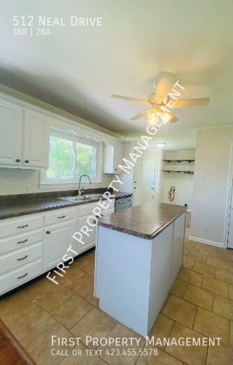 Building Photo - 512 Neal Dr