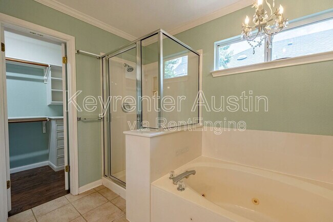 Building Photo - 2601 Tumbling River Dr