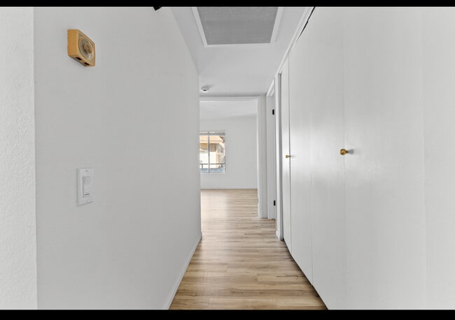 Hallway - 21921 Rimhurst Dr