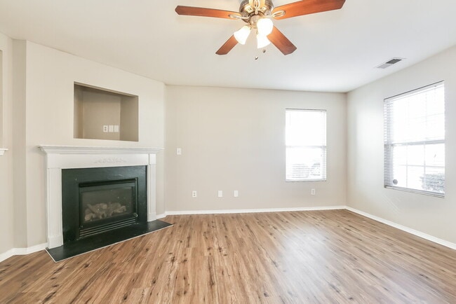 Building Photo - 4501 Vernon Farms Blvd