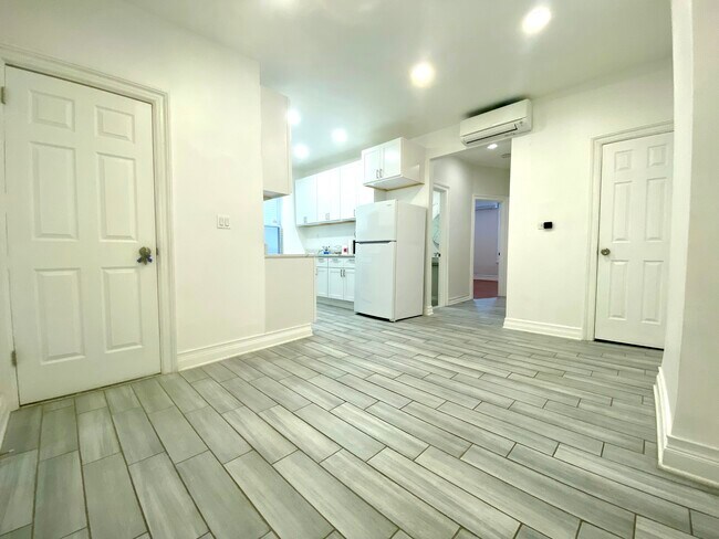 Separate Dining Area - 1219 30th Rd