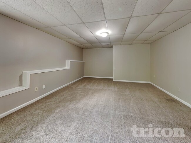 Building Photo - 4580 Woodcroft Cove
