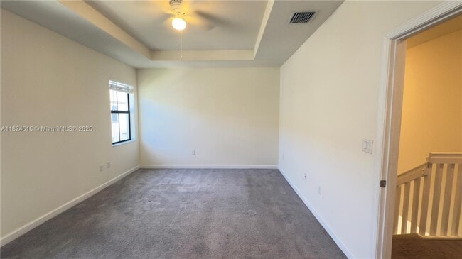 Building Photo - 10006 W 32nd Ln