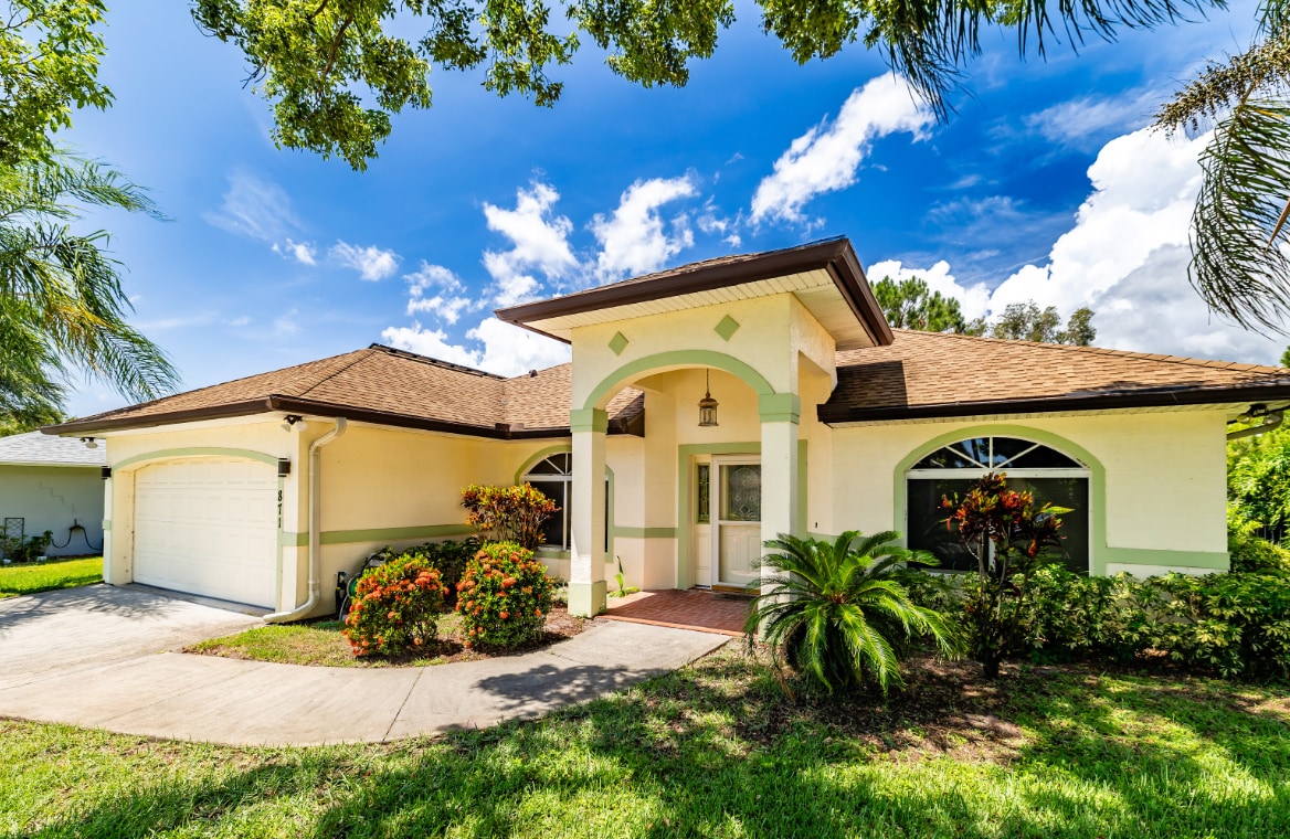 Foto principal - 871 Brookview Ln