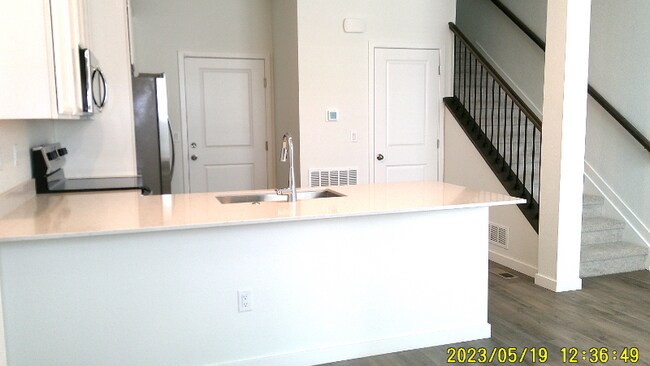 Building Photo - 5354 Second Ave