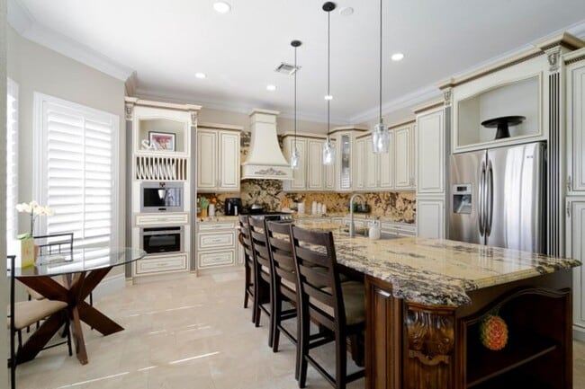 Foto del edificio - 7150 Ivy Crossing Ln