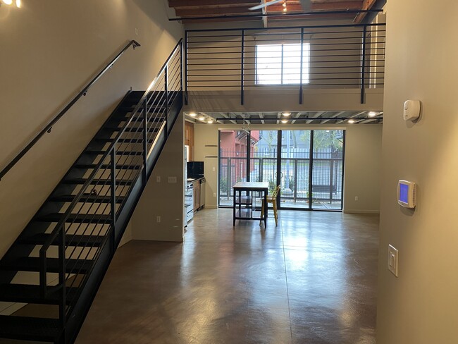 Sala de estar - 1818 22nd St