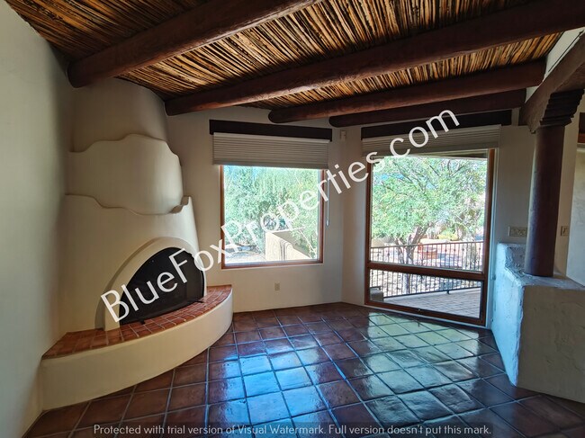 Foto del edificio - 5661 E Shadow View Ct