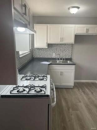 Foto del edificio - 1412 Redman Blvd