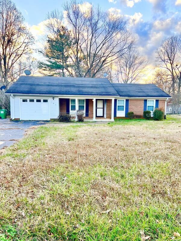 105 Stokes Forest Dr, King, NC 27021 House Rental in King, NC