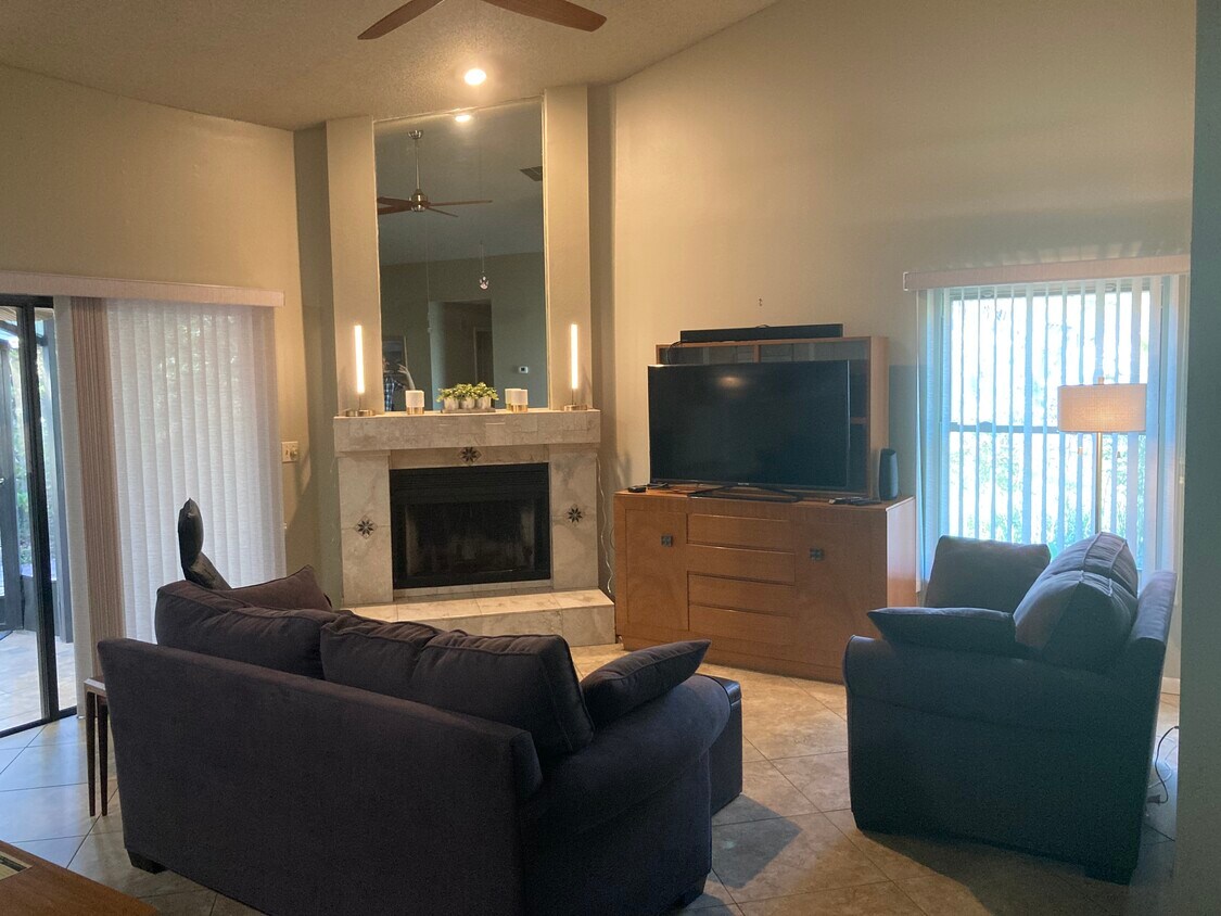 205 Lighthouse Ct, Safety Harbor, FL 34695 Townhome Rentals in Safety